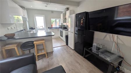 1 bedroom property to rent - Photo 3