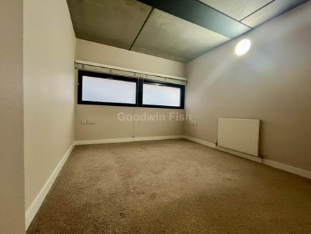 Woodfield Road, Altrincham - Photo 3