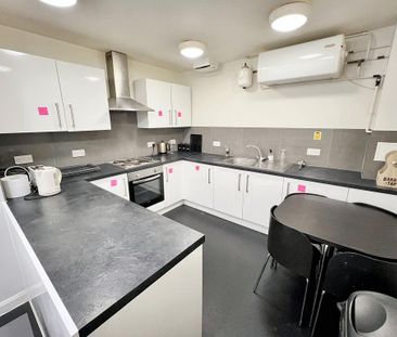 1 bedroom house of multiple occupation to rent - Photo 1