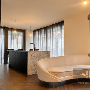 Appartement te huur in Hasselt voor € 1.150 met 2 slaapkamers - Photo 2