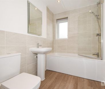 3 bed House To Let - Photo 6