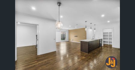 Convenient at Your Door Step - Photo 5