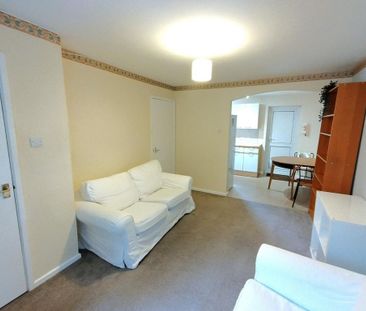 2 bedroom house to rent - Photo 1