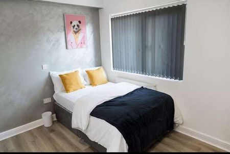 Ensuite Rooms To Move In Instantly, CV2 - Photo 3