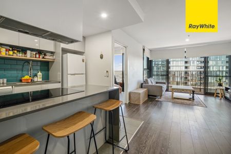 (OPTION TO BE PARTLY FURNISHED) Spectacular Views to Lake Ginninderra! - Photo 5