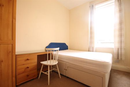 Lavender Gardens, Jesmond - Photo 4