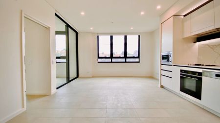 C407/2 Wharf Road,Melrose Park,New South Wales 2114, Sydney - Photo 3