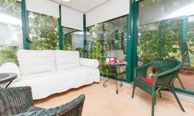 Piazza del Popolo: 60mq apartment, living with dining area, 2 sofa bed, bedroom, 2 baths, veranda. Central, bright, silent, completely furnished. Ref 1430 - Photo 1