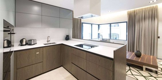 A sophisticated second-floor luxury apartment in the heart of St James's - Photo 3