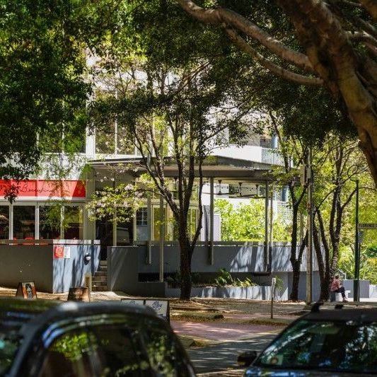 FULLY FURNISHED APARTMENT NEXT TO THE RIVER - Photo 1