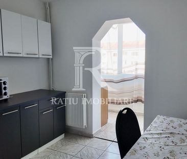 Apartament 3 camere cu 2 băi | Parcul Salca | Oradea - Fotografie 2