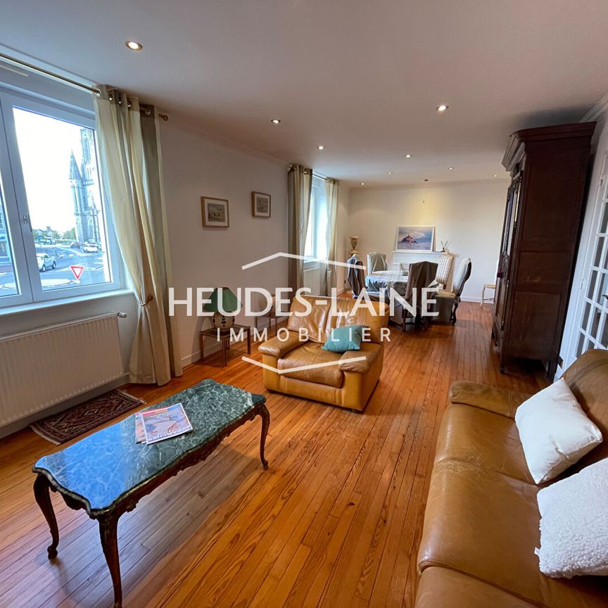 Location Appartement 4 pièces 102m² AVRANCHES 50300 - Photo 1