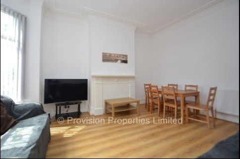 6 Bedroom Houses, Hyde Park, 6 Bed Properties - Photo 1