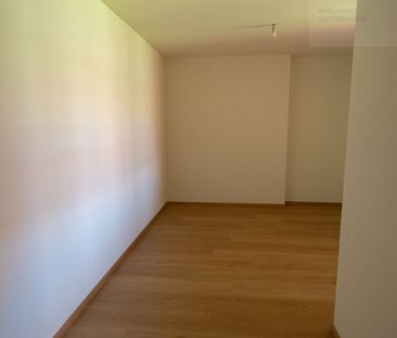 3.5-ROOM APARTMENT SPACIOUS AND MODERN - Photo 2