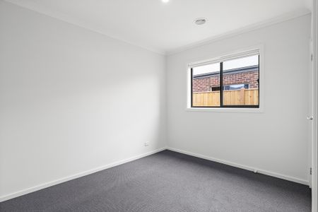12 Nia Road, Tarneit VIC 3029 - House For Rent | Domain - Photo 3