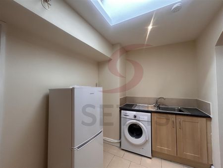 Beatrice Road, LE3, Leicester - Photo 2