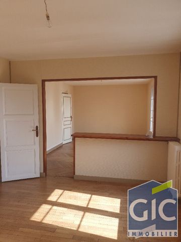 Location Appartement 4 pièces 85m² - Photo 2