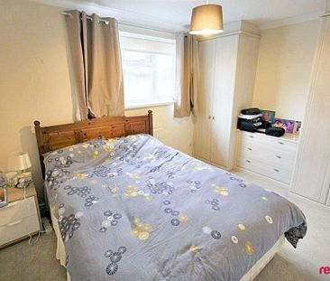 2 bedroom end of terrace house to rent - Photo 6