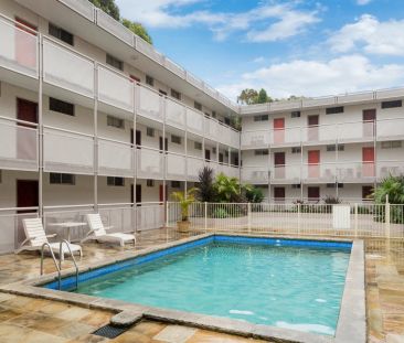 Studio Apartment in the Heart of Willoughby - Photo 2