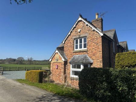3 bedroom detached house to rent - Photo 5