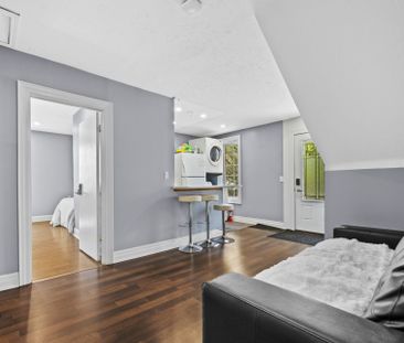 For Lease - 933 6 Highway Unit# 2nd Level, Hamilton, Ontario - Photo 1