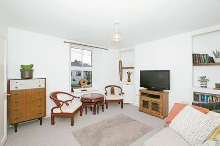 Redruth, Redruth, TR15 - Photo 3