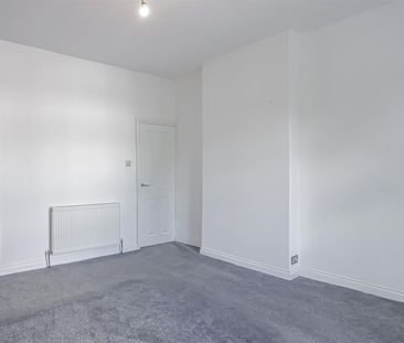 Wordsworth Street, Burnley - Photo 4