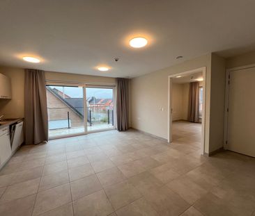 Flat - Te huur - Photo 2