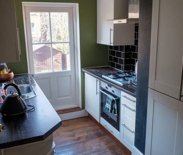 1 bedroom flat to rent - Photo 6