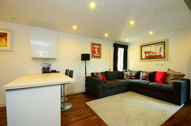 1 bedroom flat to rent - Photo 1