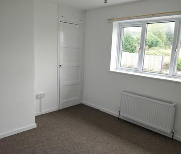 3 bedroom House To Let - Photo 5