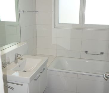 Moderne Wohnung in ruhigem Quartier - Photo 4