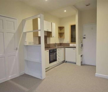 Lansdown Crescent, Cheltenham, Gloucestershire, GL50 - Photo 2