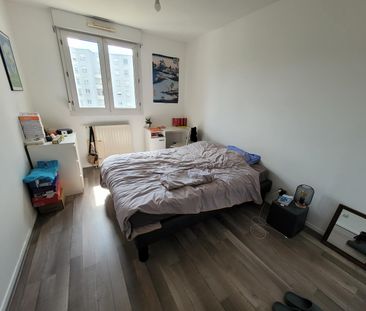 Location Appartement 3 pièces 65m² LYON 8ème - Photo 4