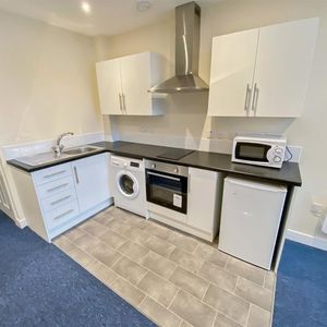 1 BED Studio flat To rent - Photo 2