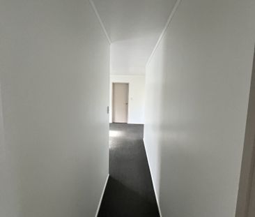 Internal Garage & Great Location - Photo 5