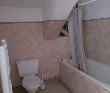 Location Appartement 1 pièce 29m² ANGOULEME 16000 - Photo 2