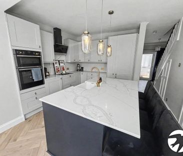 3 bedroom terraced house to rent - Photo 6