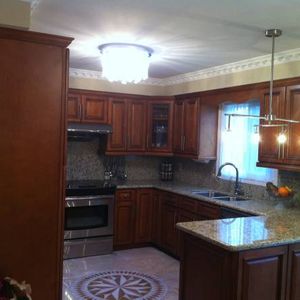 = 3000 sq ft 5 Bdrm + 4 Wshrm Luxury Multi-generational Home = - Photo 2