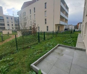 T2 AVEC TERRASSE ET JARDIN + PARKING COUVERT - Photo 1