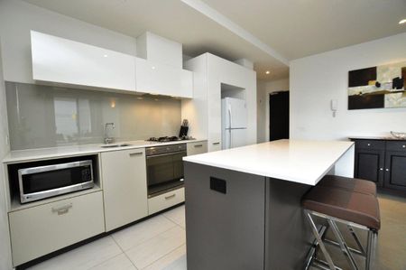 2701/200 Spencer Street - Photo 2
