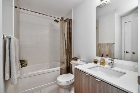 For Lease - 5230 Dundas Street Unit# 430, Burlington, Ontario - Photo 5