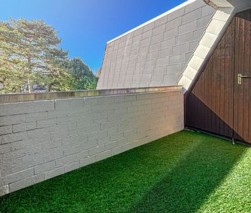 Nähe Focke-Museum: renovierte 2-Zimmer-Wohnung mit Loggia - Photo 2