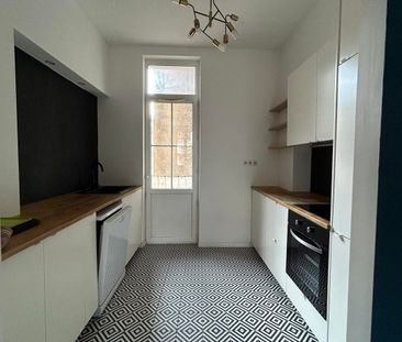Location Appartement 2 pièces 58m² MARSEILLE 6ème - Photo 5