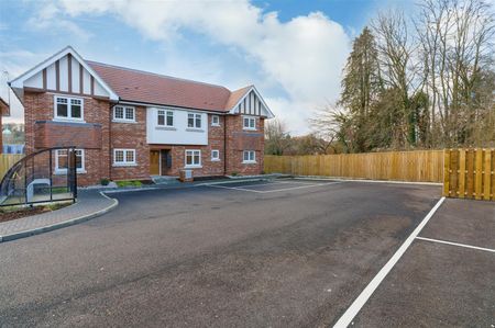 Templeside Gardens, High Wycombe - Photo 5