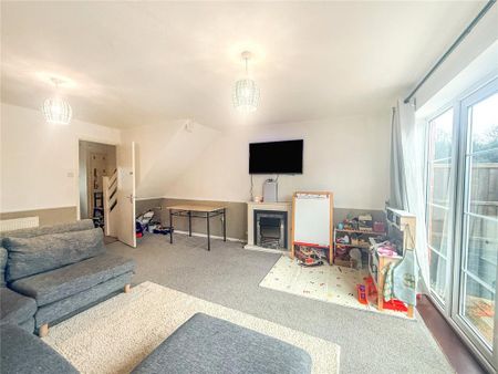 3 bedroom terraced house to rent - Photo 3