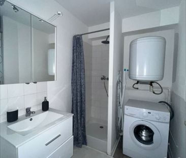 Location Appartement 1 pièce 30m² - Photo 6