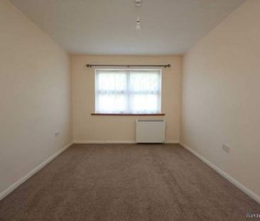 2 bedroom property to rent in Worthing - Photo 2