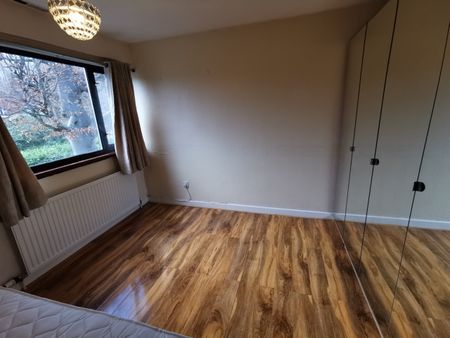 Room in a Shared House, Langfield Close, BS10 - Photo 3