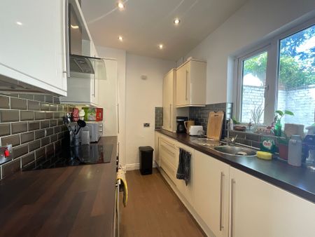 51 Moonstone Street, Belfast, BT9 7HL - Photo 4